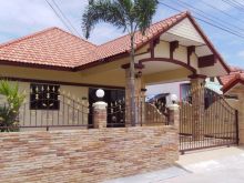 Unfurnished Three Bedroom Two Bathroom Detached House For Rent