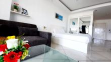 Modern Styled Studio Apartment in View Talay 6 for Rent